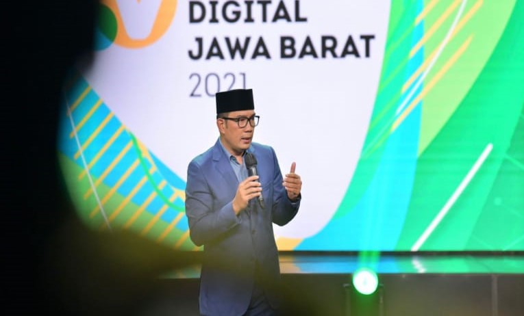 Gubernur Jabar Dinobatkan Sebagai Tokoh Jawara Digital oleh Relawan TIK