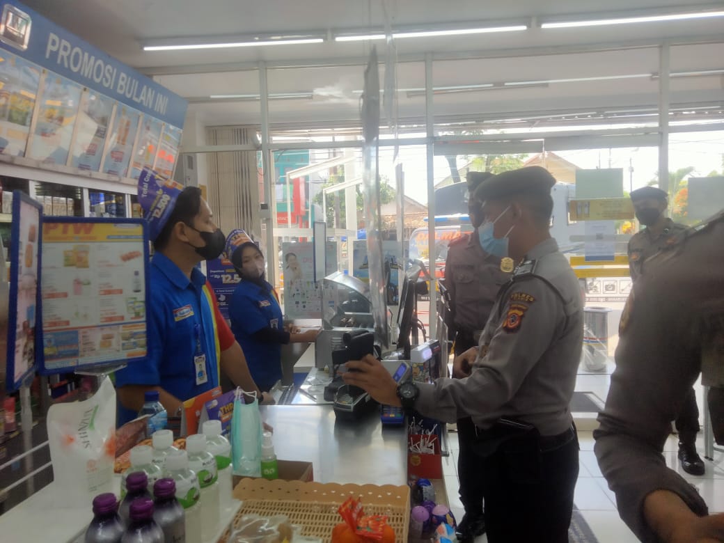 Personel Gabungan Polri Gencarkan Patroli Pengawasan Prokes