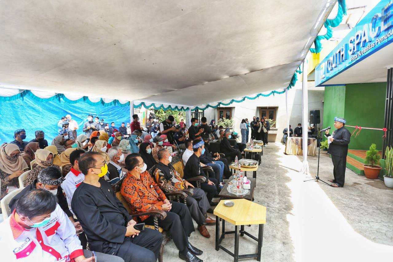 Plt Walkot Bandung Resmikan Pusat Kreativitas Pemuda