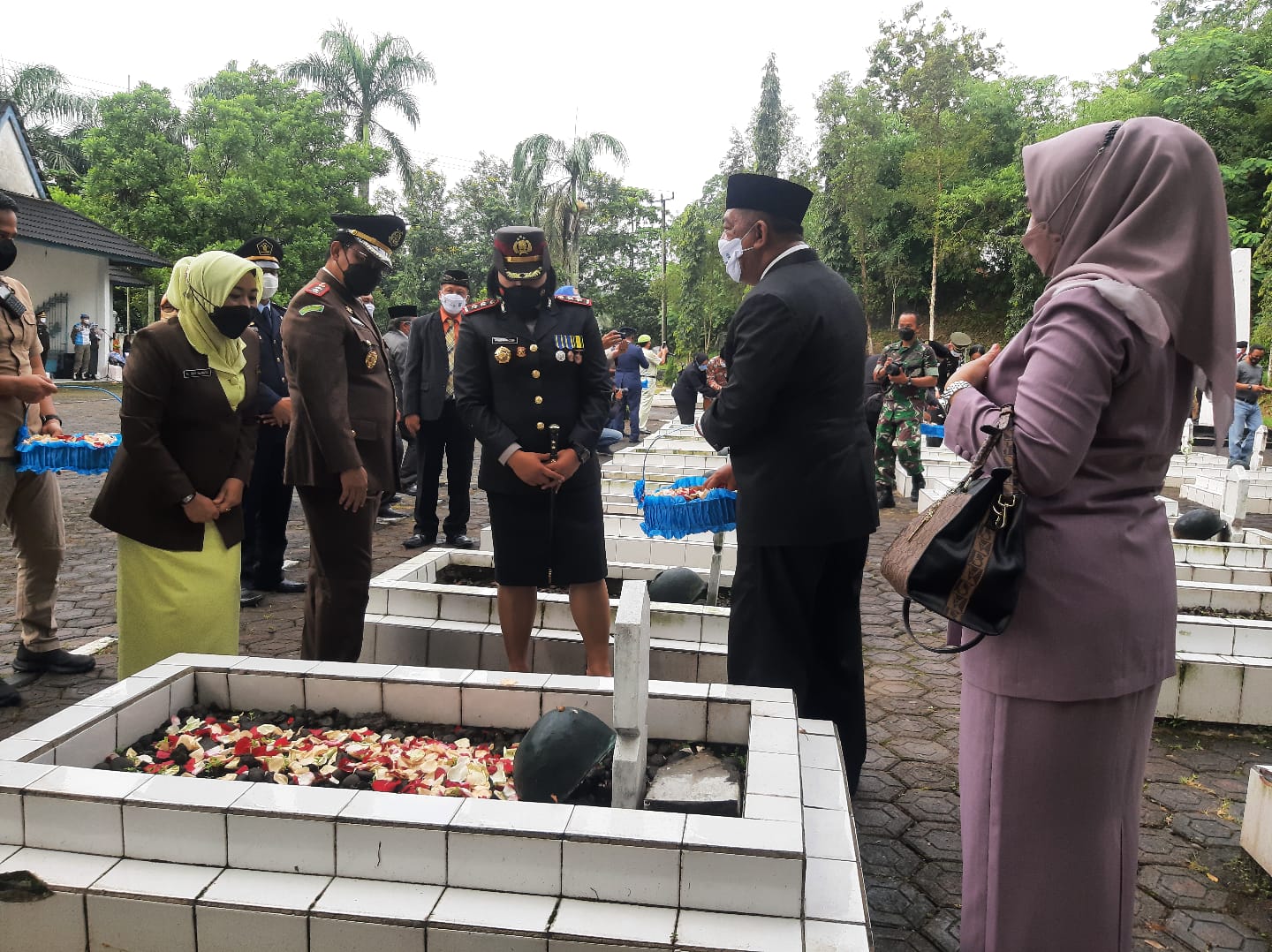Dihari Jadi Ke-19, Pemkot Banjar Gelar Ziarah ke Makam Pahlawan di TMP Bahagia