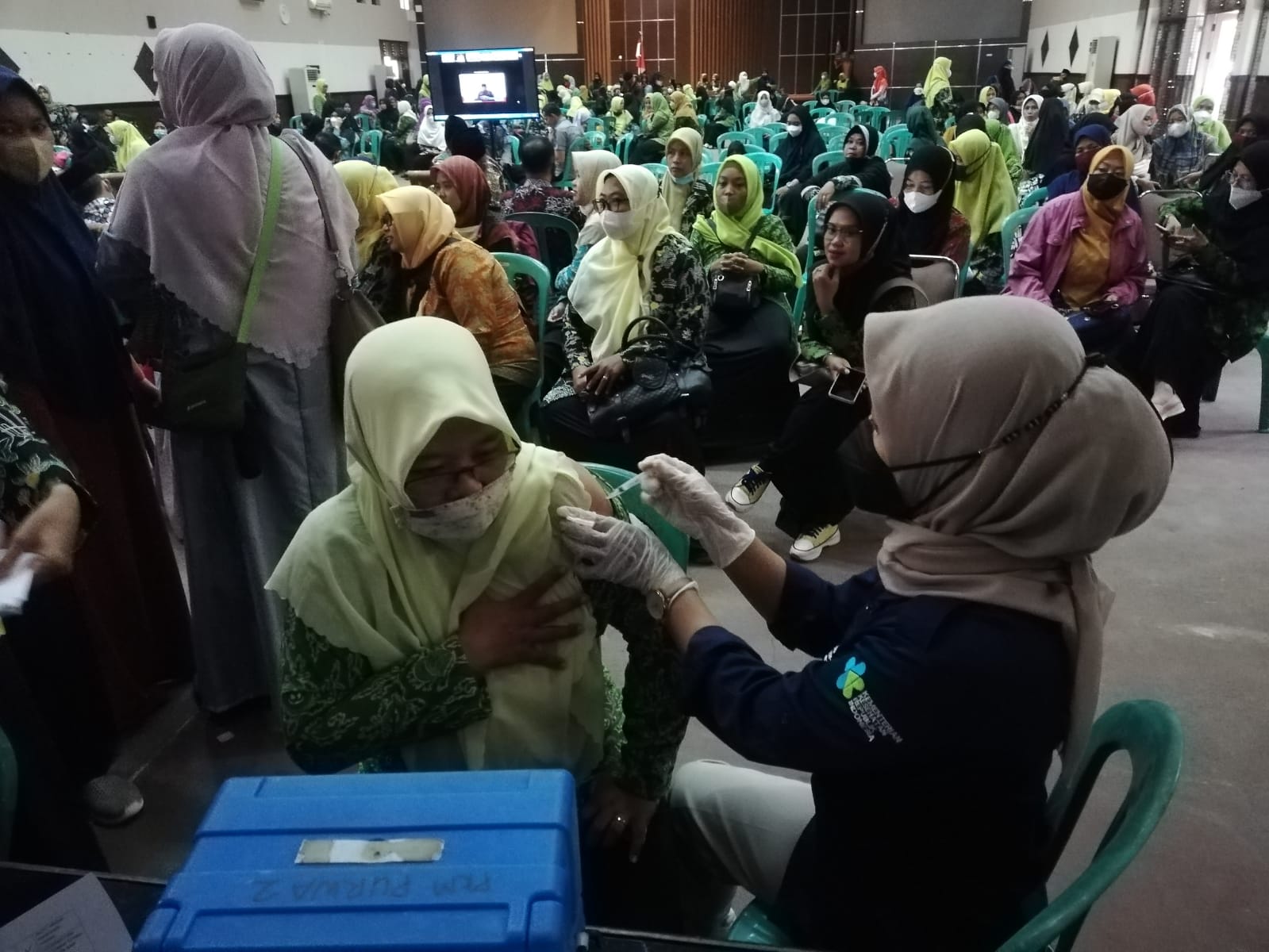 Ratusan Tenaga Pengajar RA Kota Banjar Ikuti Program Vaksinasi Booster