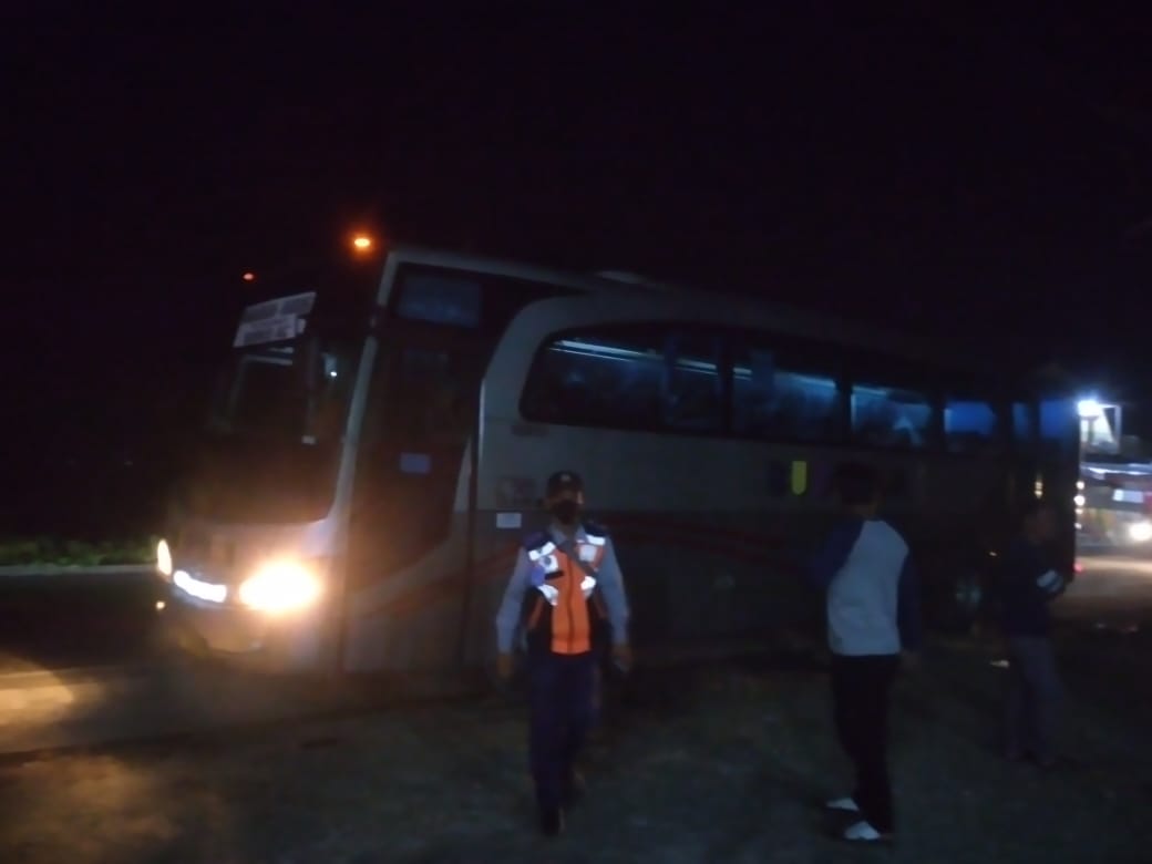 Pemudik Arus Balik Rela Menunggu Bus 8 Jam Demi Pulang Kembali ke Kota