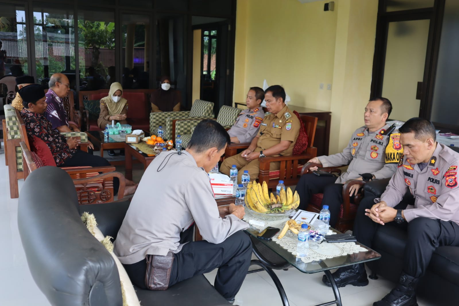 Kapolres Ciamis Lakukan Anjangsana ke Kediaman Purnawirawan