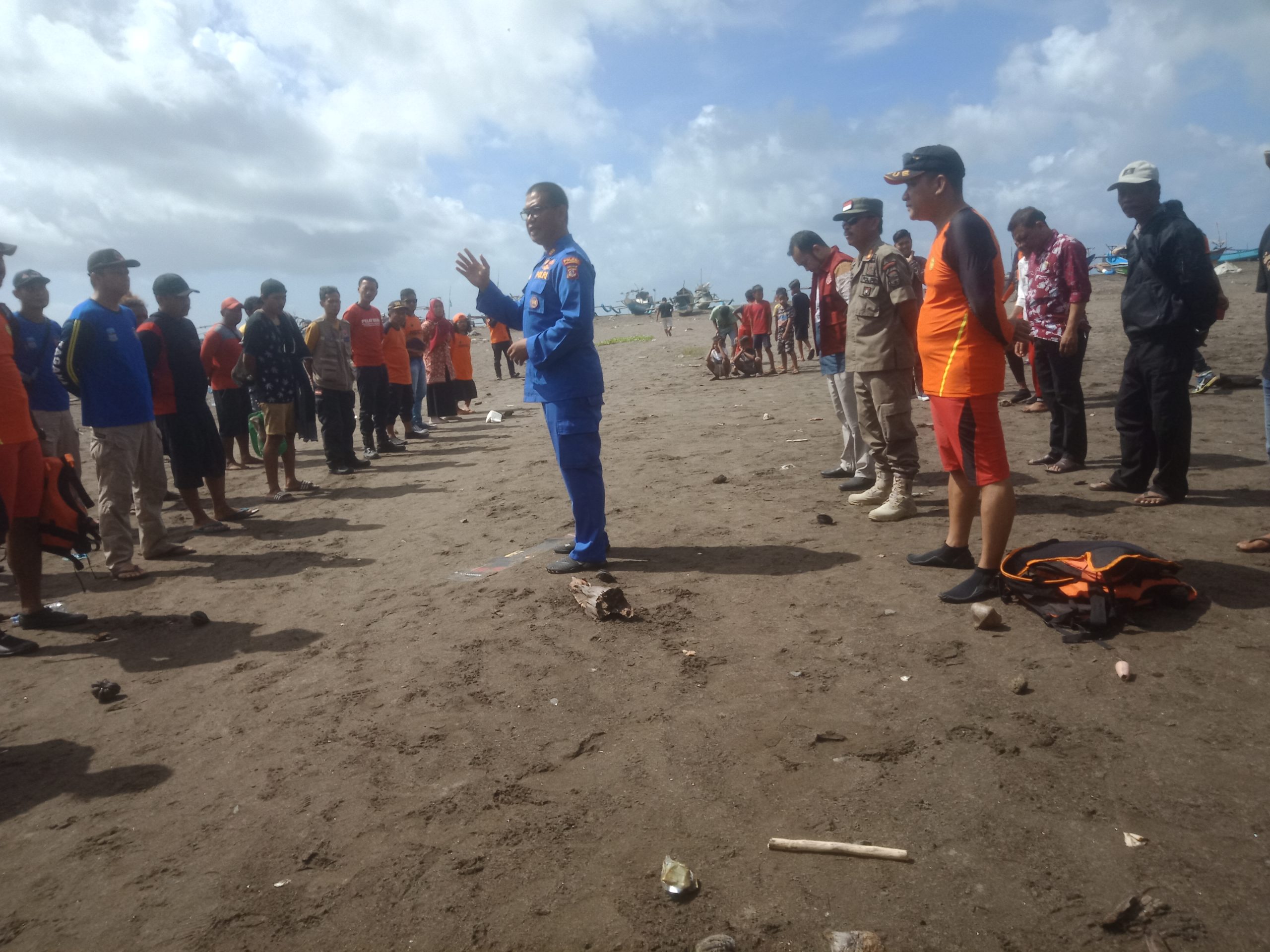 8 Orang Terseret Ombak di Pantai Legokjawa, Begini Kronologisnya