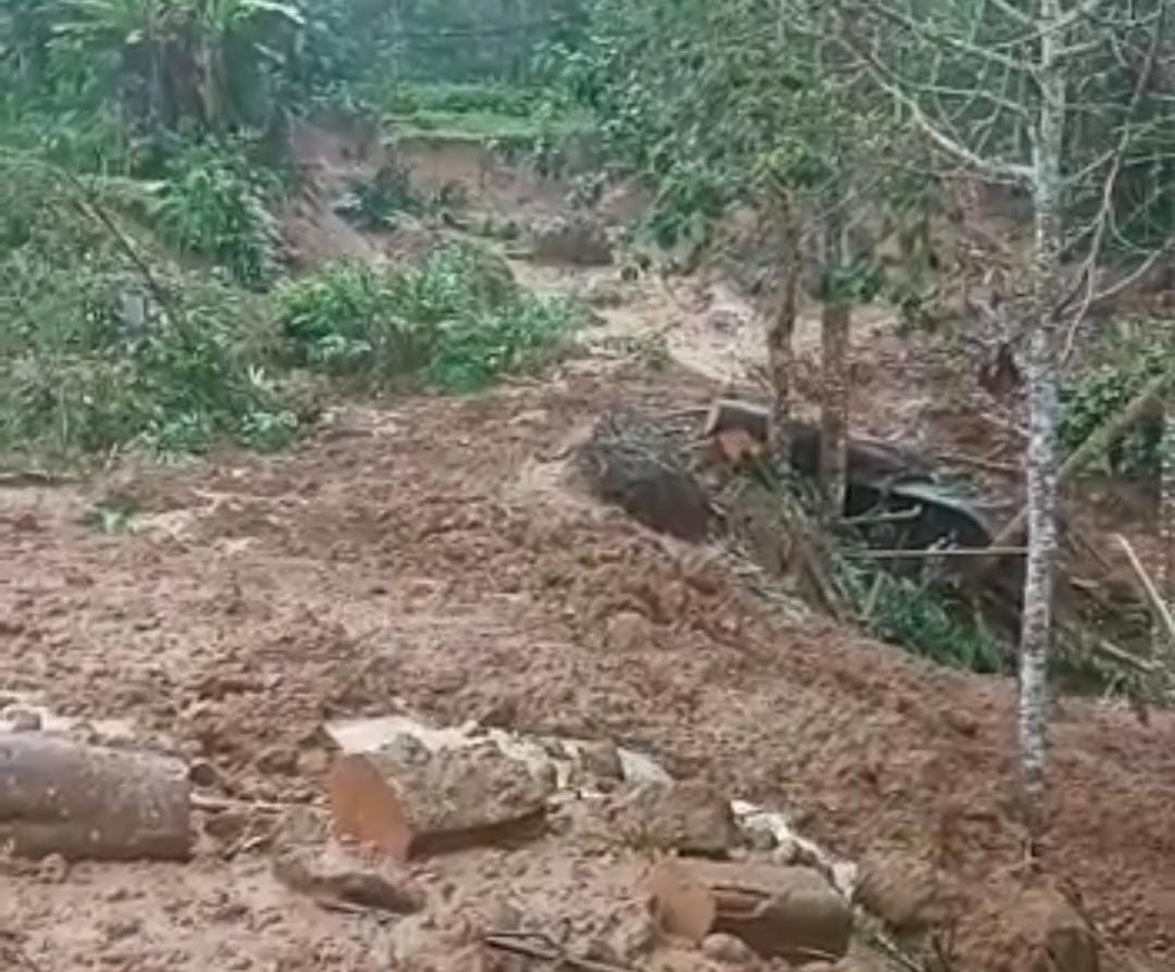 Banjir dan Longsor di Garut Merenggut Nyawa Seorang Warga