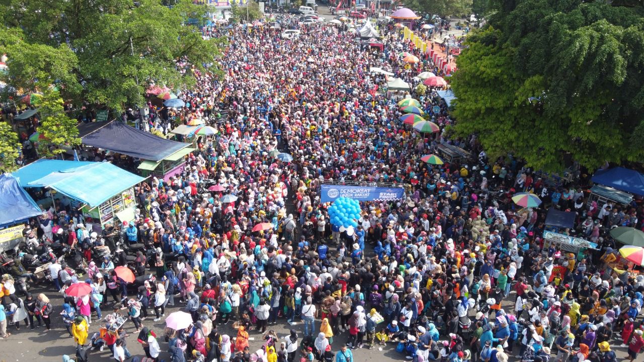 Puluhan Ribu Warga Kabupaten Ciamis Ikut Ramaikan Harjad Partai Demokrat ke-21